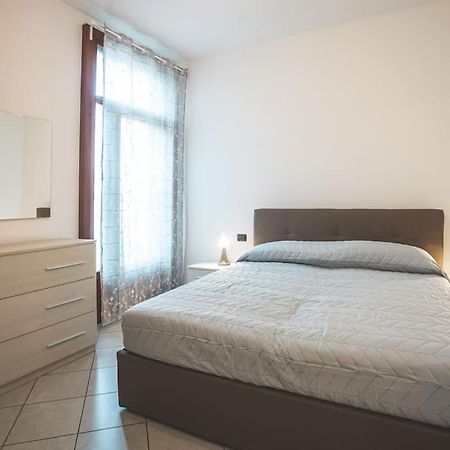 דסיו Suite Il Borgo Monza - Milano + Garage Privato מראה חיצוני תמונה