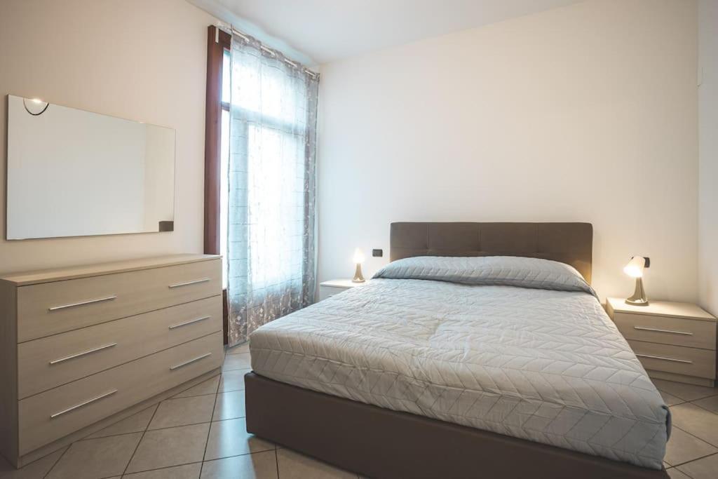דסיו Suite Il Borgo Monza - Milano + Garage Privato מראה חיצוני תמונה